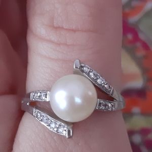 Pearl ring